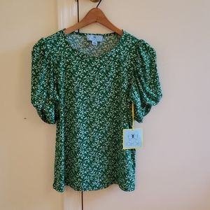 CeCe women's small green w/white flowers blouse